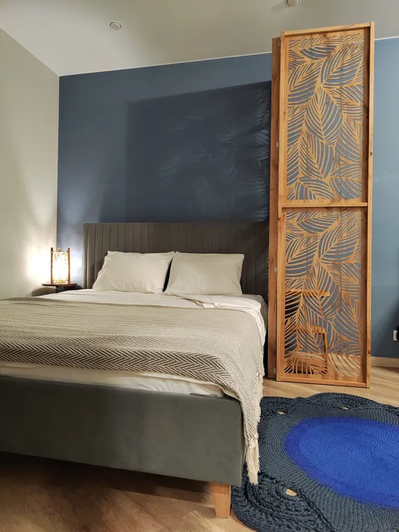 Просторная квартира у площади в доме с лифтом