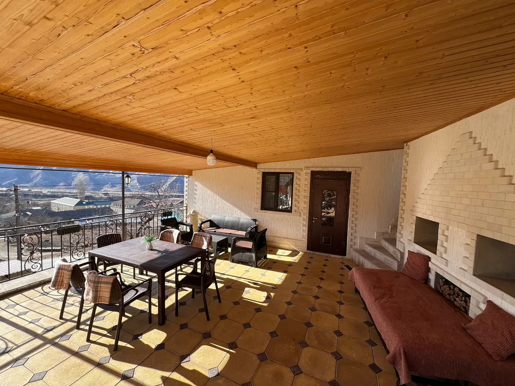 Гостевой дом в Гунибском районе с прекрасной верандой