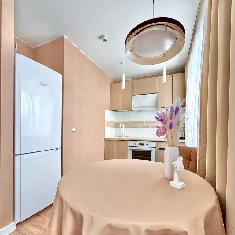 Счастливая матрешка однушка для четверых у стадиона труд