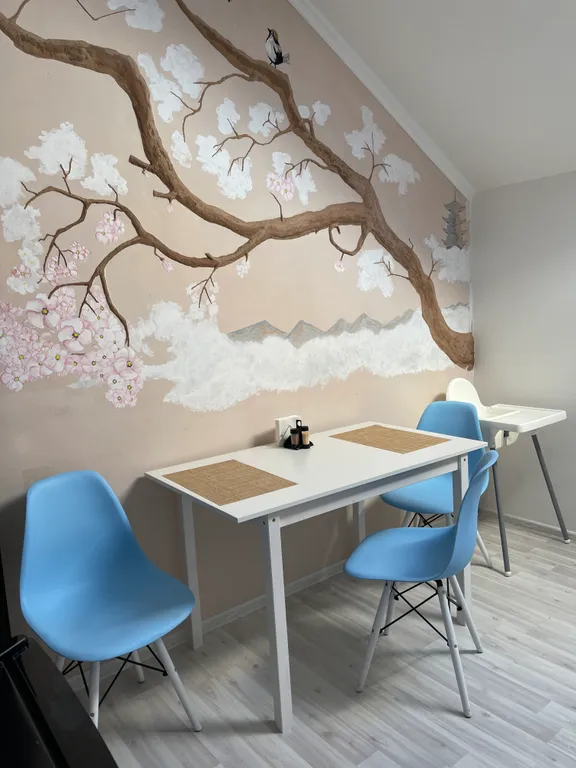 Уютная квартира с мансардными окнами