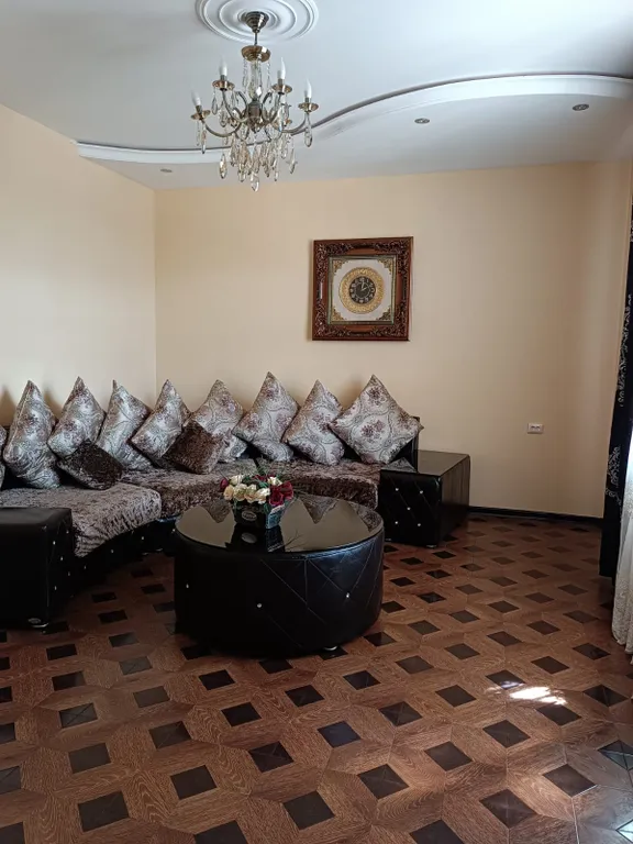 Красивый дом на берегу моря в 50 метрах от дома