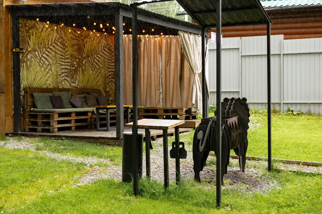 Гостевой дом с панорамными окнами