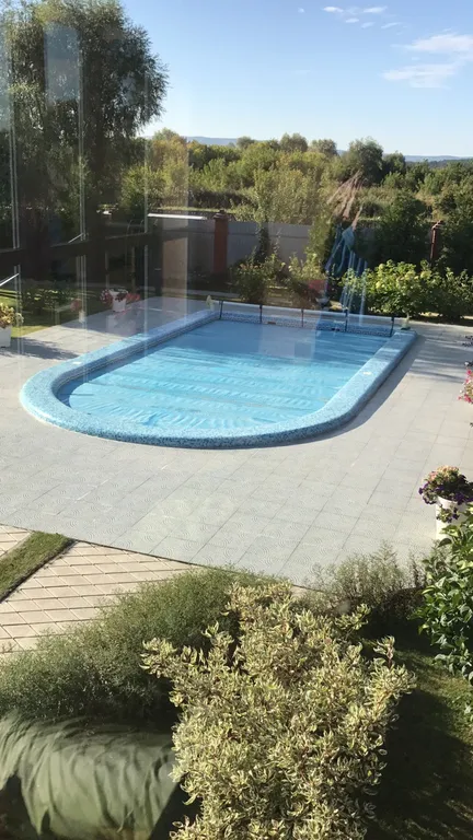 Дом бревенчатый