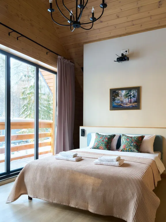 Коттедж Уютный дом с камином и баней в окружении леса — Санкт-Петербург