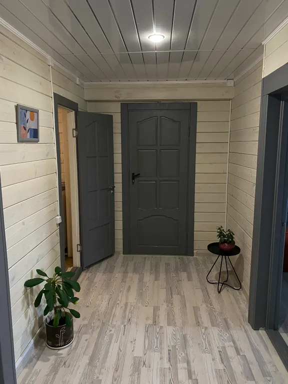 Загородный дом с 5 комнатами, зоной барбекю и баней