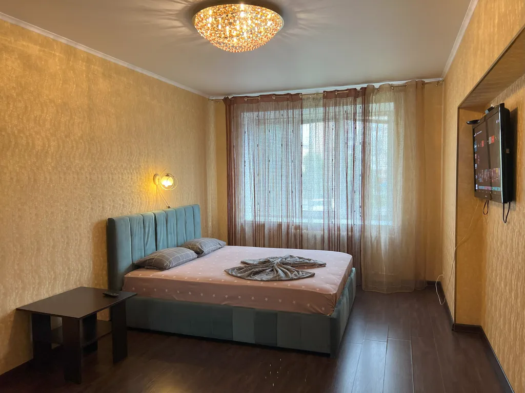 Красивая квартира на набережной