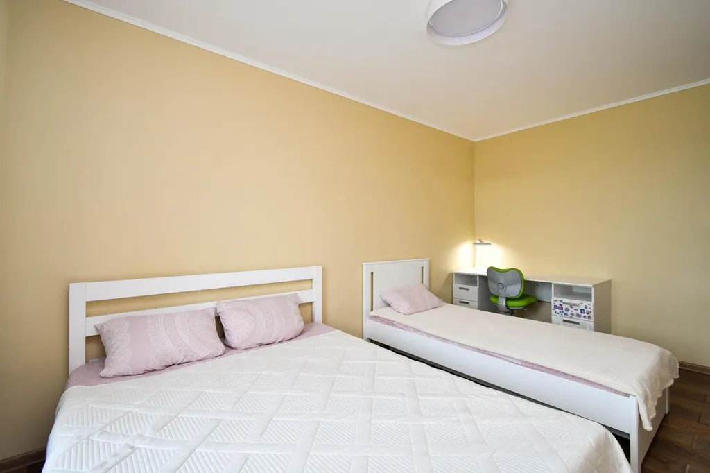 Квартира Квартира Уютный дом возле Краевой Больницы с видом на горы и Енисей — Красноярск