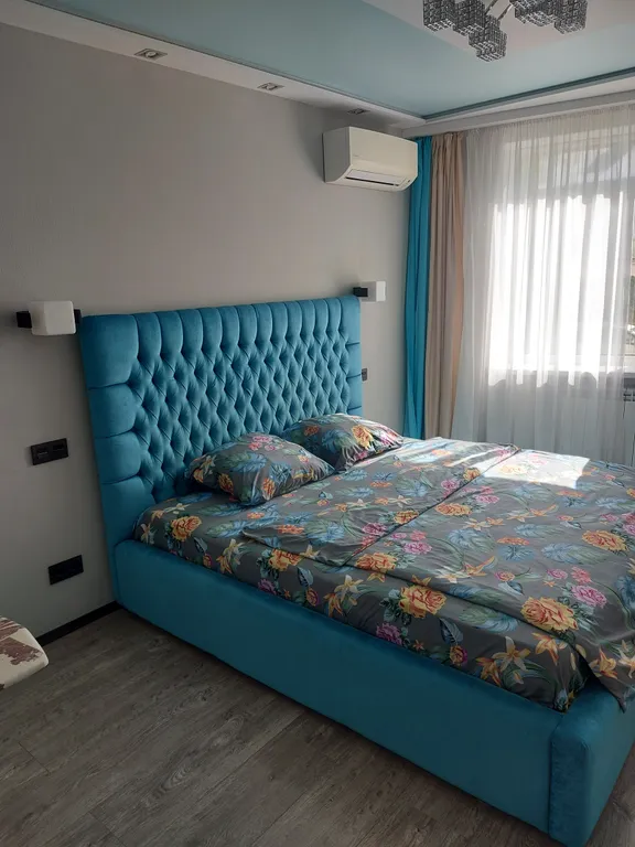 Квартира у моста