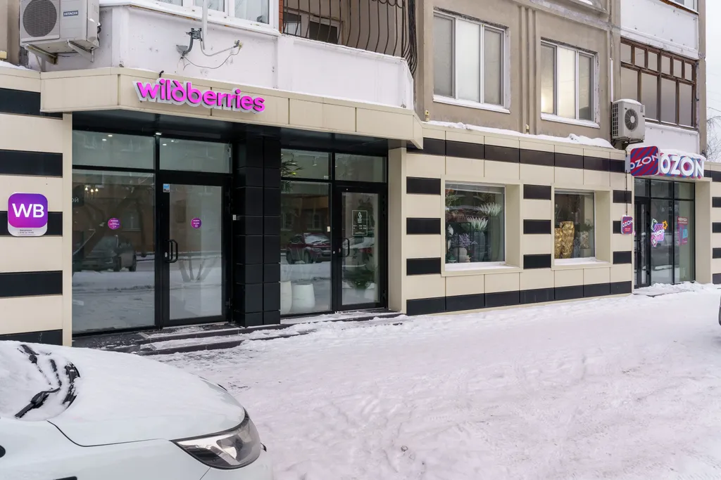 Просторная квартира в центре города с видом на реку