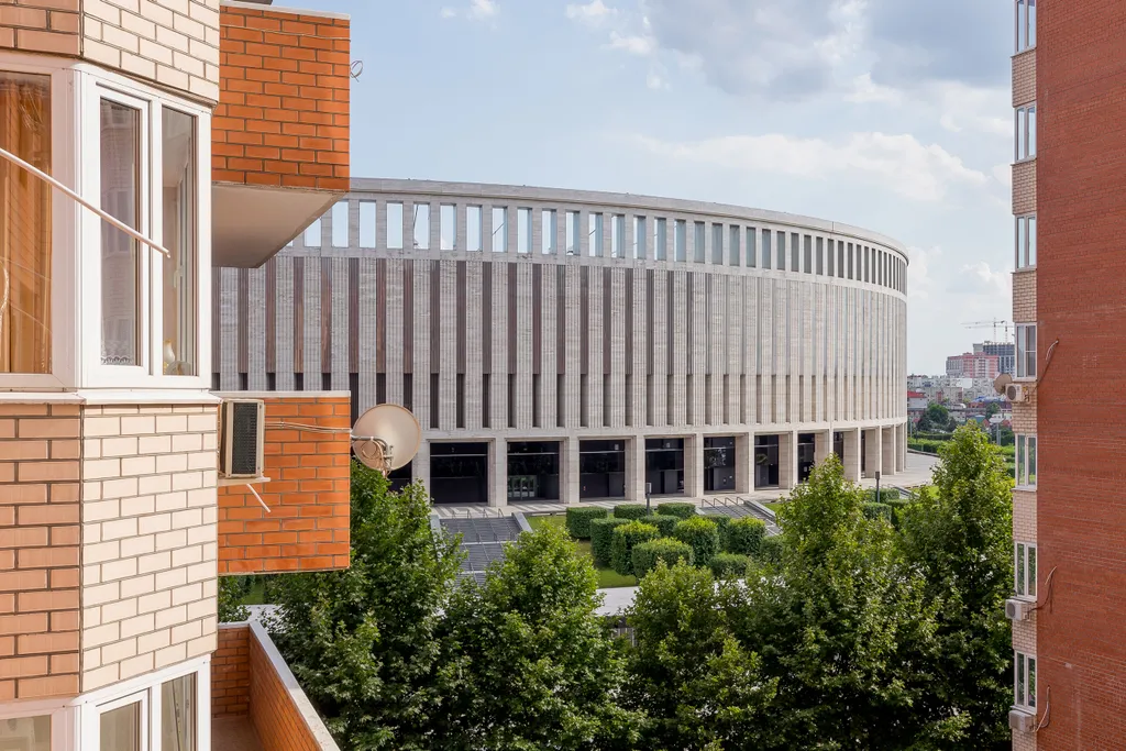 Апартамент LikeHome Карамель c видом на стадион и парк