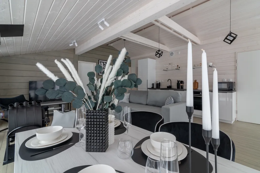 Новый дом с умной баней и персональным видом на лес и реку