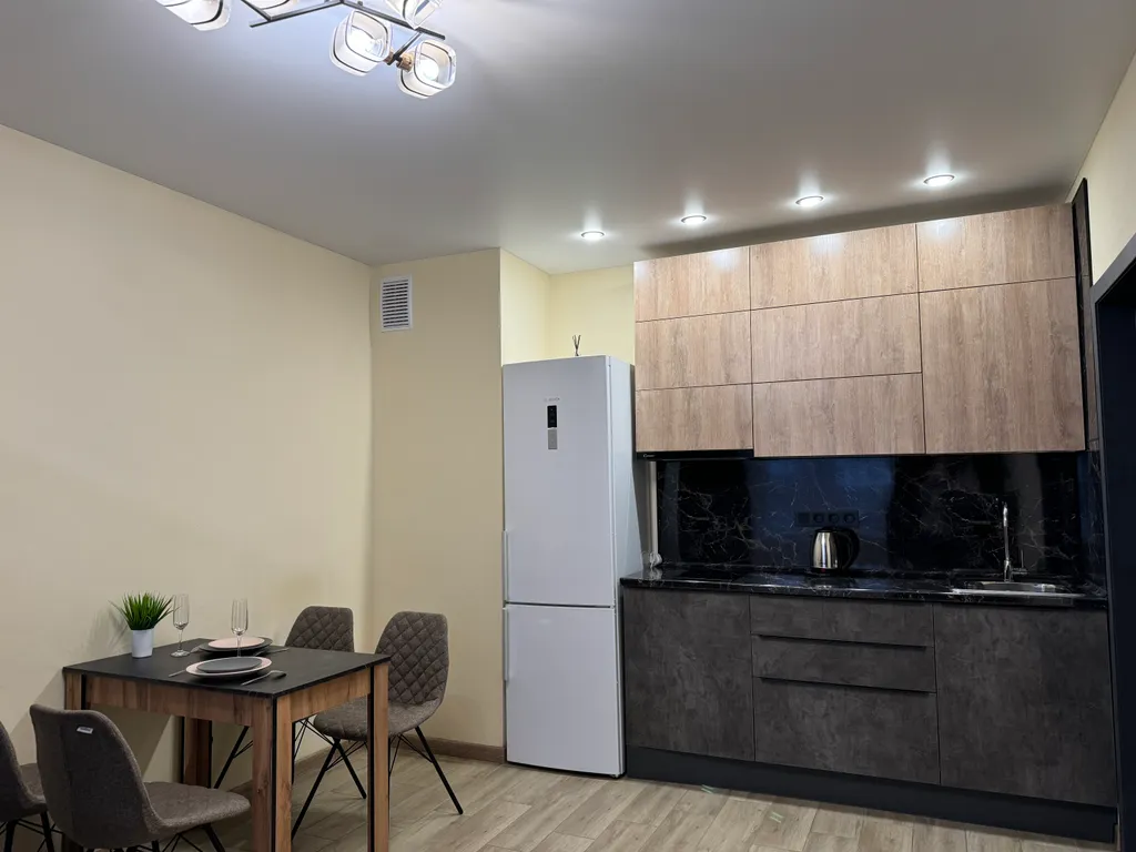 Просторная квартира у военнной части