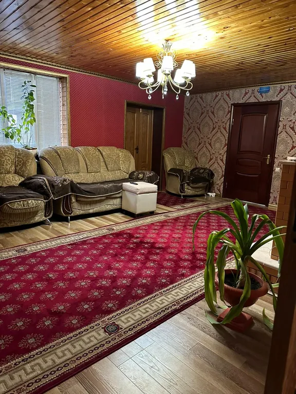 Дом у водопада Тобот