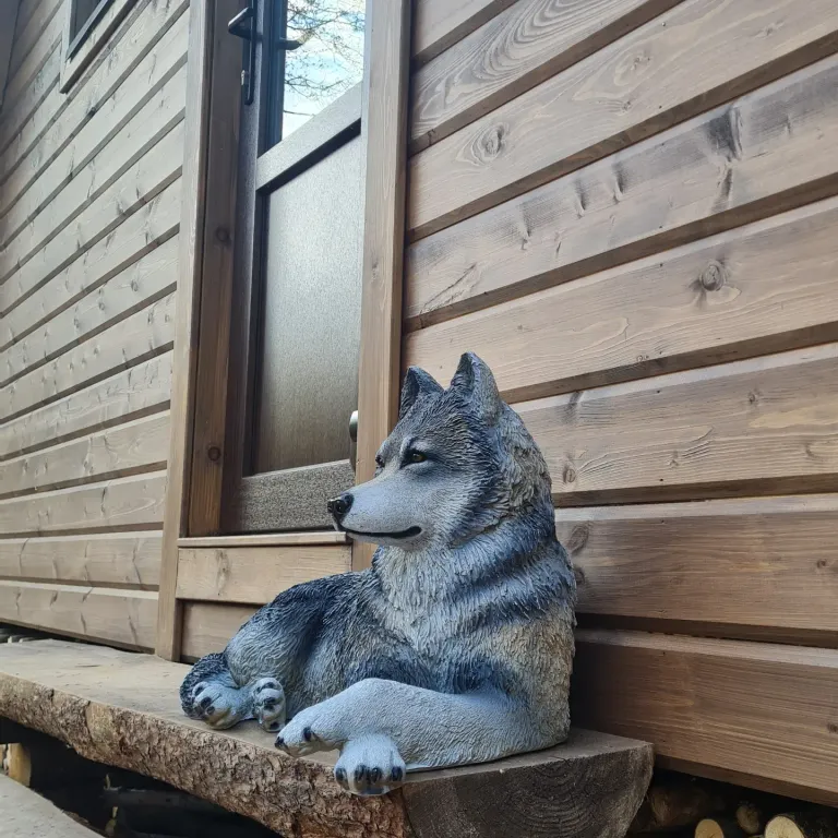 Домик в лесу Волчье логово