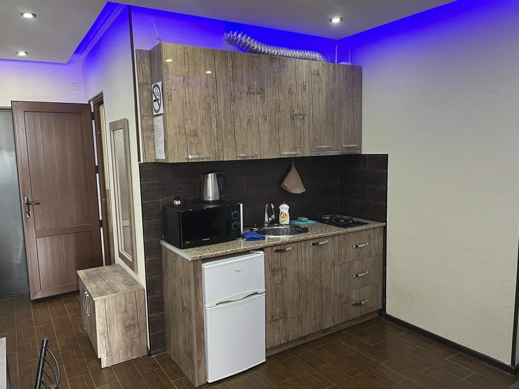 Квартира Квартира с изолированной спальней — Батуми