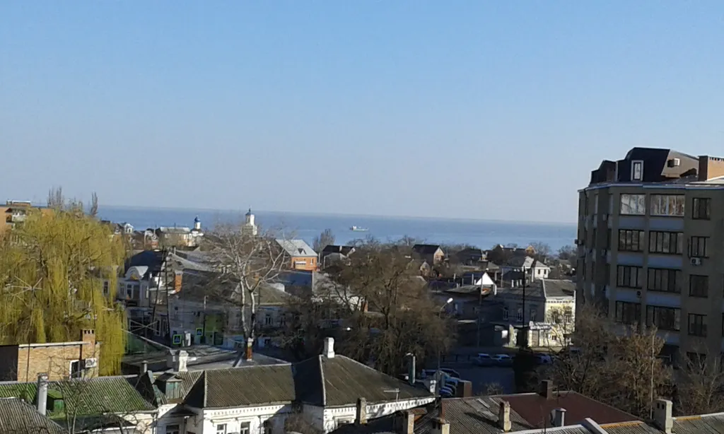 Квартира в центре с видом на море