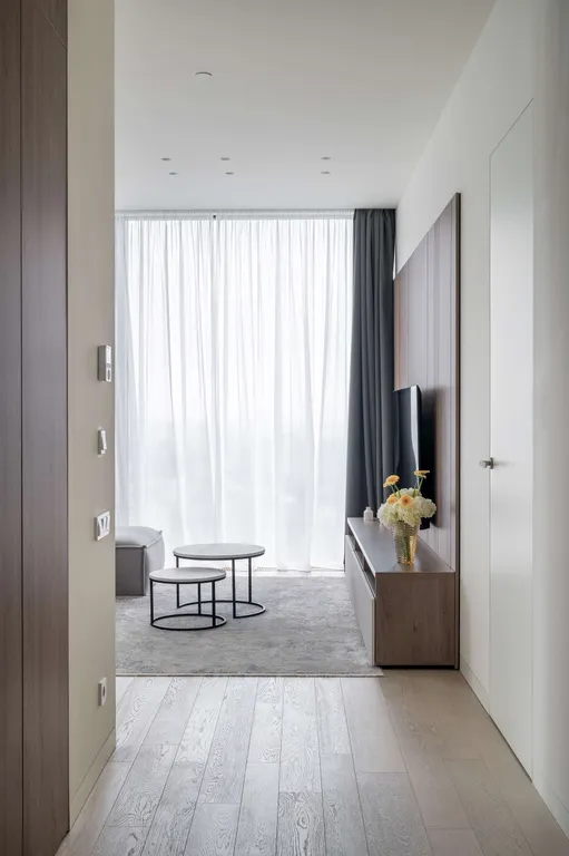 Просторные трёхкомнатные апартаменты в центре города в Capital Towers