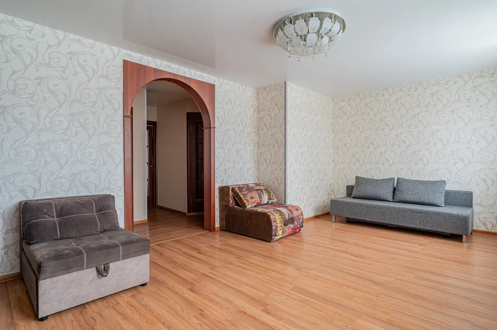 Уютная 3-к квартира на улице Калинина 10!