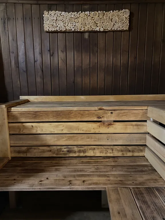 Дом и баня на участке 40 соток