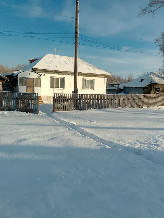 Большой дом с камином и новой баней