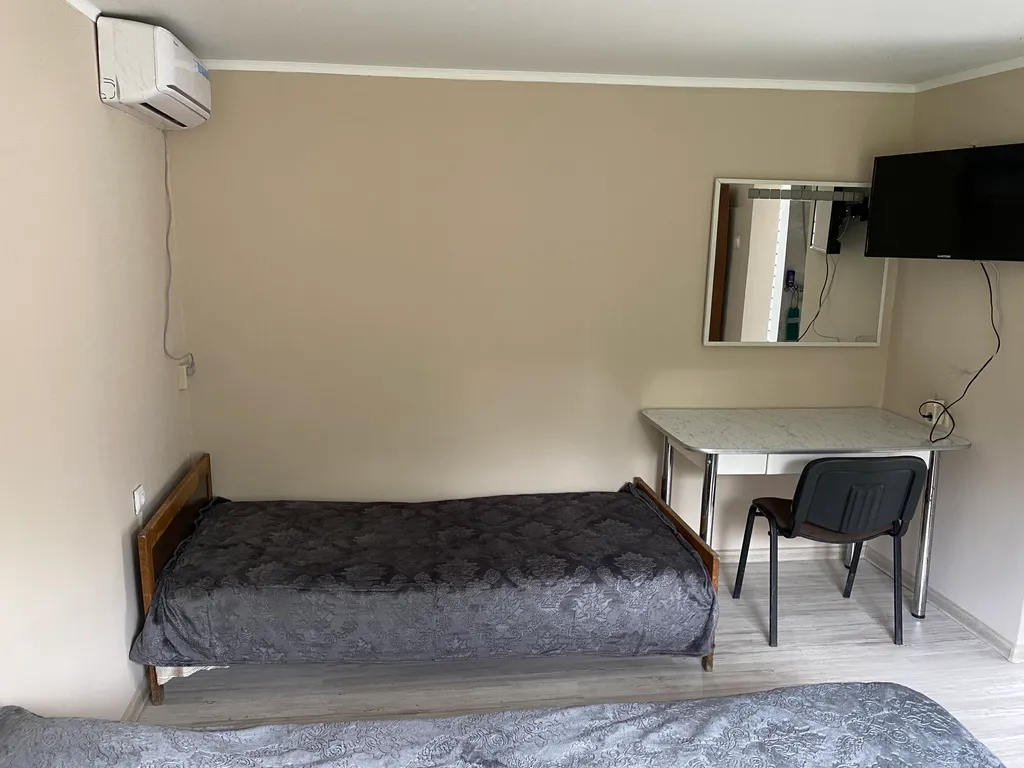 Коттедж 1-комнатный Дом — Гагра