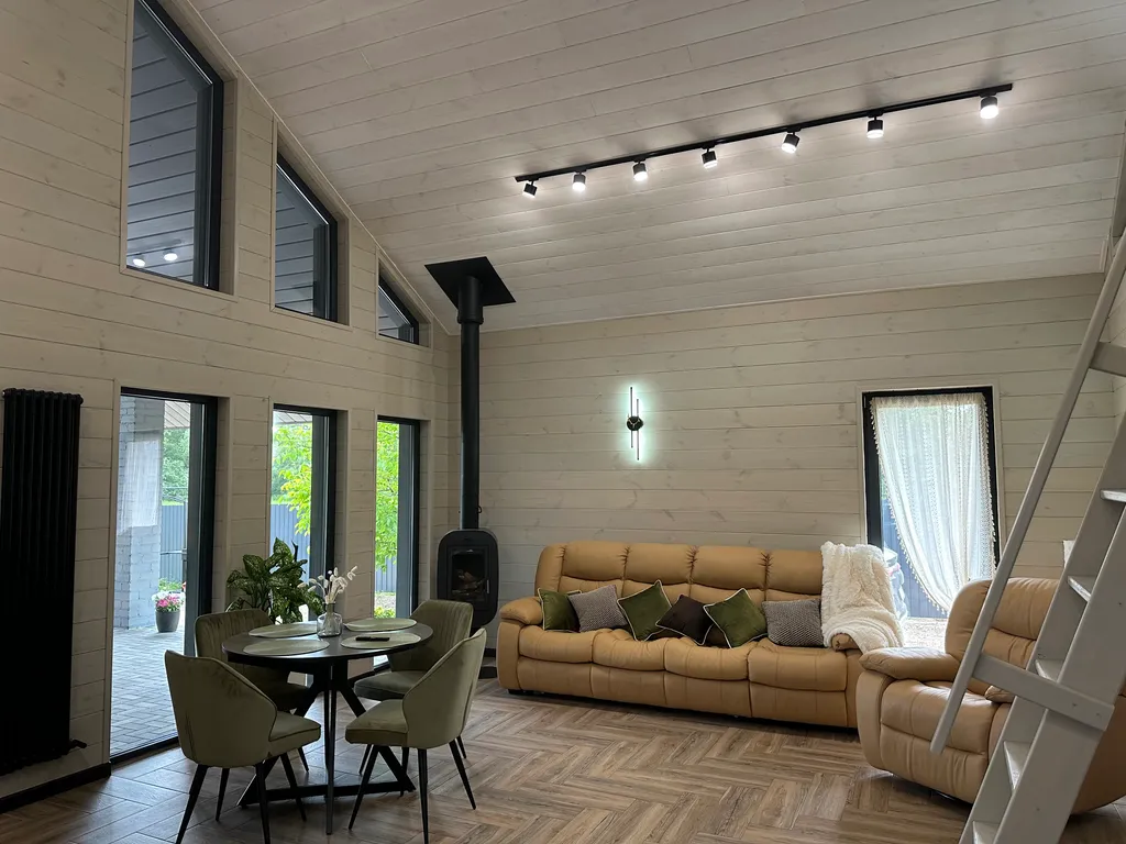 Дом между Брестом и Беловежской пущей