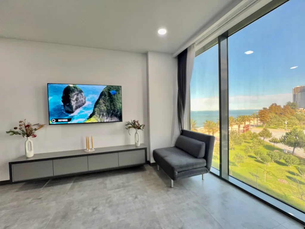 Премиальные апартаменты на берегу моря, Batumi View