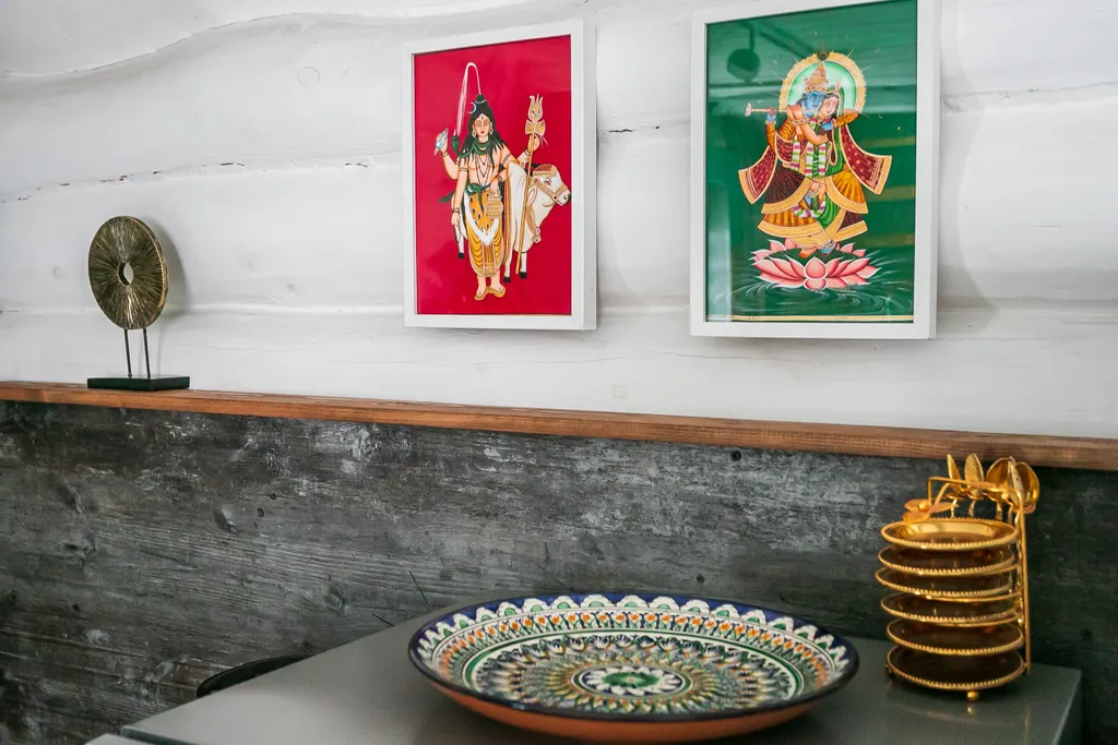 Коттедж Гостевой дом Дели в Кикино на Веле с балконом и русской печкой — Кикино