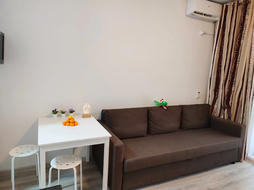 Уютные апартаменты с видом на бассейн