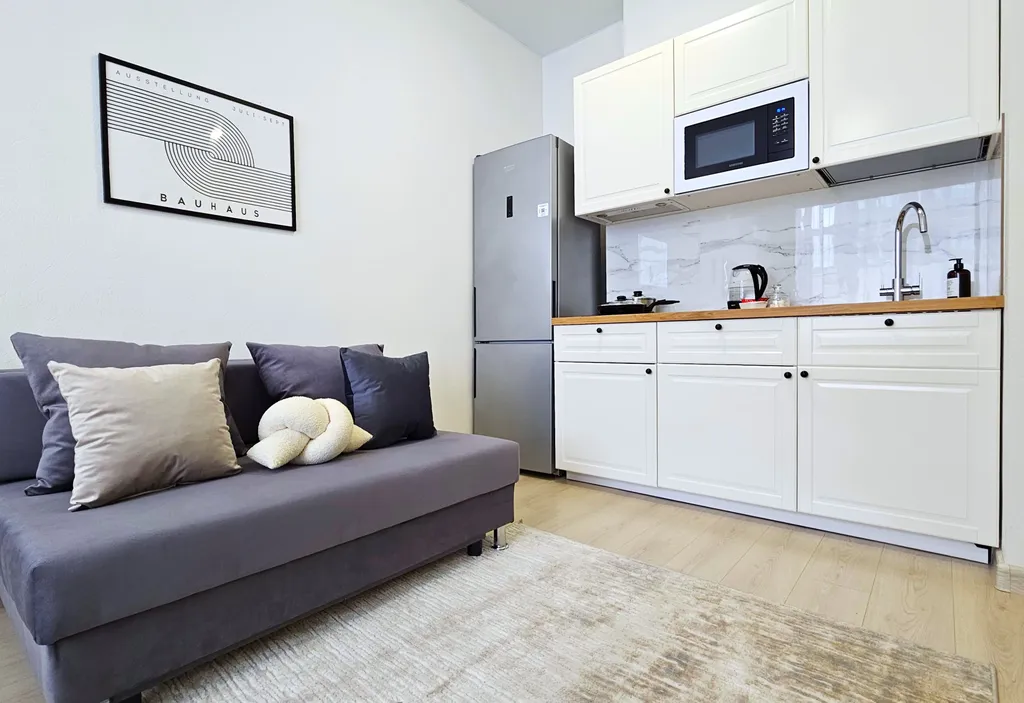 Квартира Студия рядом с ТРЦ СитиМолл — Тюмень