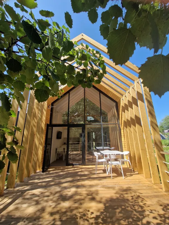 Двухуровневый коттедж Тенерифе с террасой