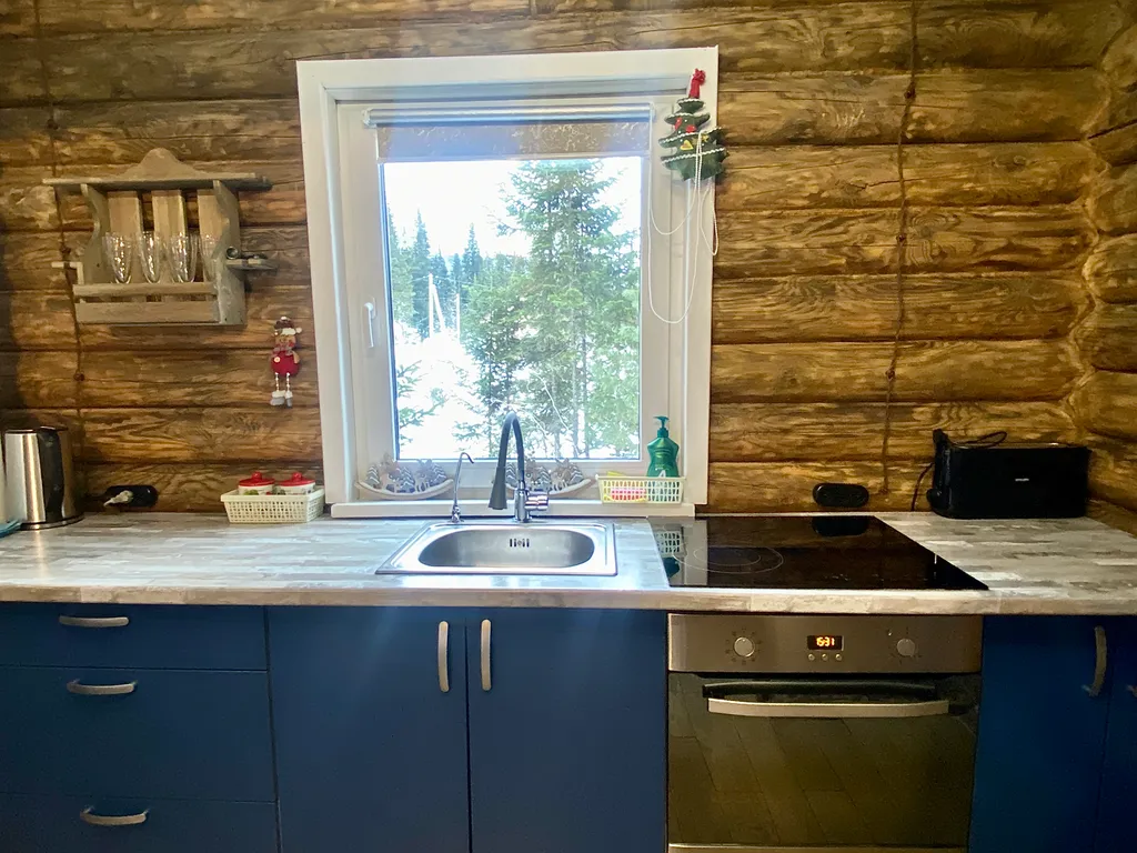 Избушки Guesthouse большая