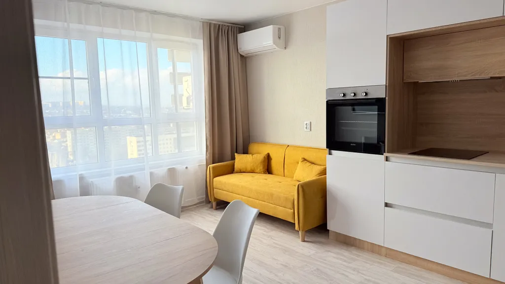 Просторная квартира с видом на город