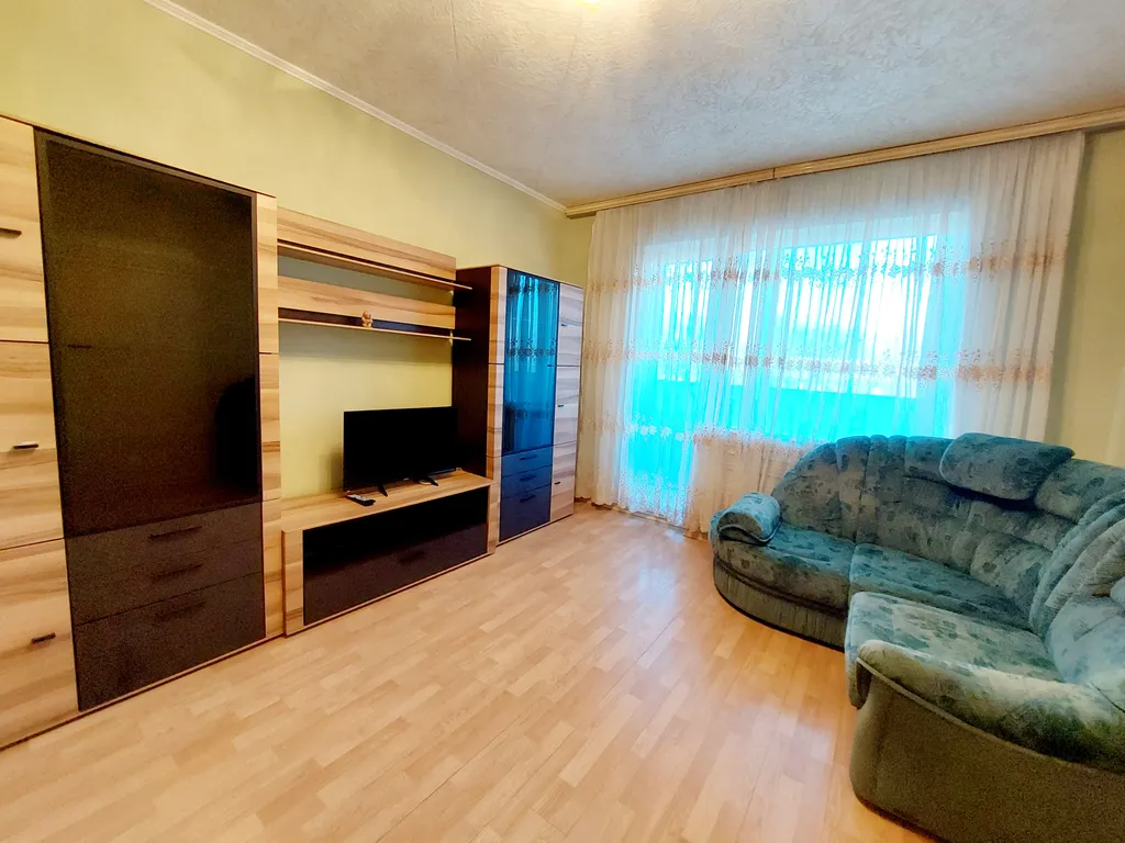 Хорошая 2х комнатная квартира с балконом в центре — аренда посуточно в Находка