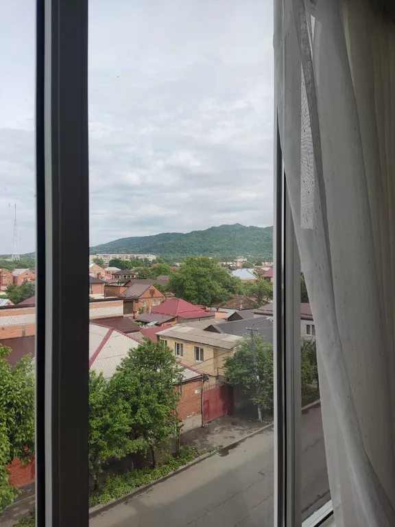 Уютная квартира недалеко от центра, закрытый двор — аренда посуточно в Владикавказ