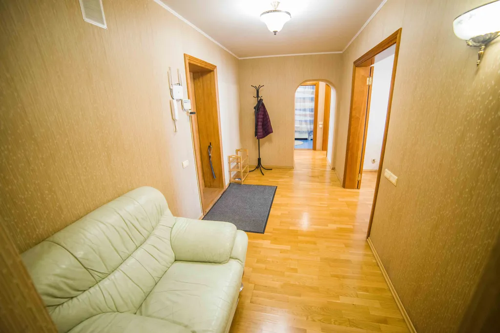 Квартира 2-комнатная просторная квартира в центре — Хабаровск