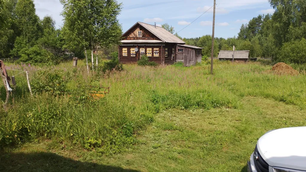 Домик в деревне вдали от цивилизации