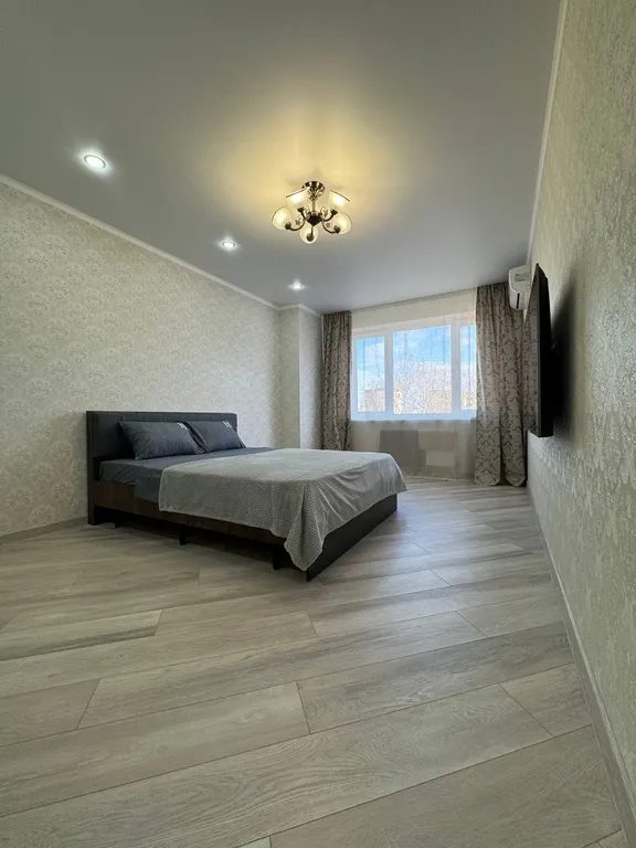 Квартира Шикарная двухкомнатная квартира с лоджией — Ростов-на-Дону