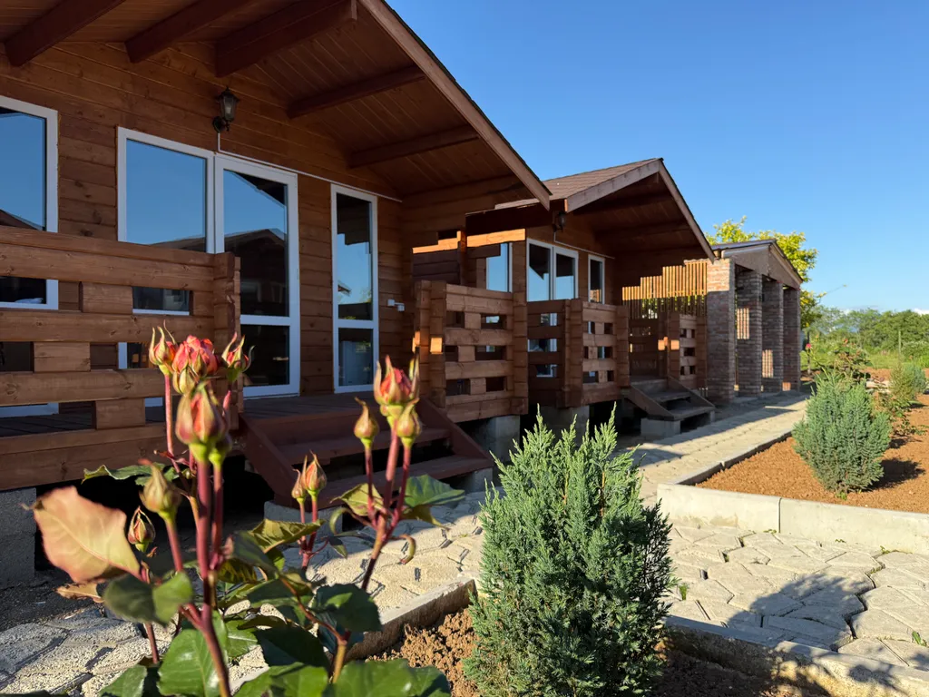 Эко-коттедж рядом с морем и со своим бассейном