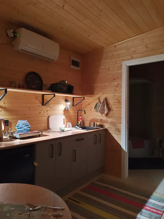 Домик на море