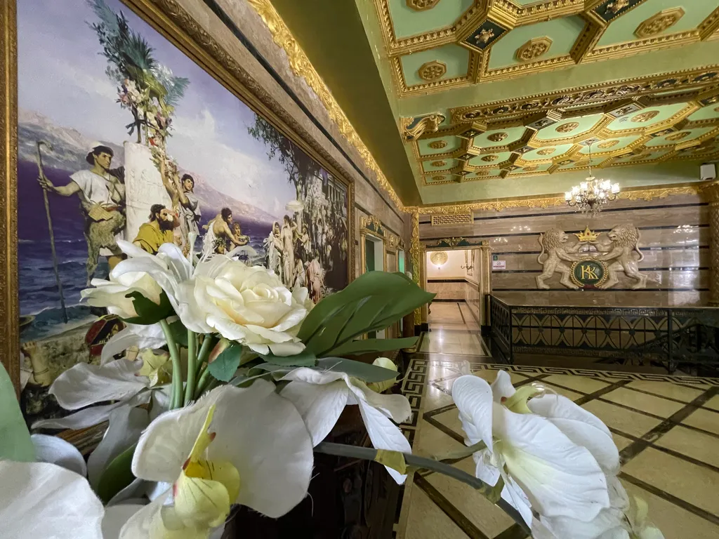 3-комнатная квартира рядом с морем, панорамные окна с видом на море