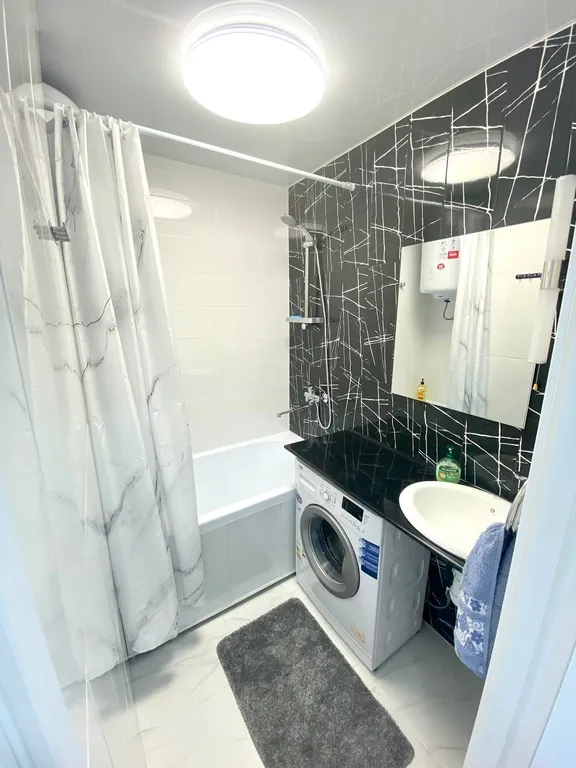 Квартира Комфортная квартира в центре города — Артёмовский