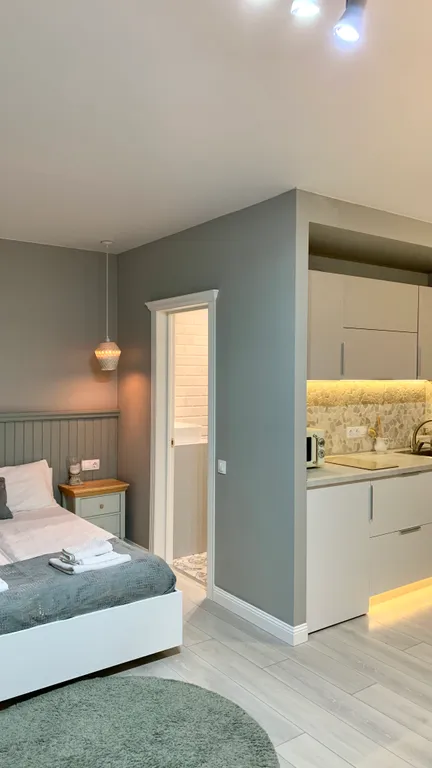 Апартаменты у озера и леса.