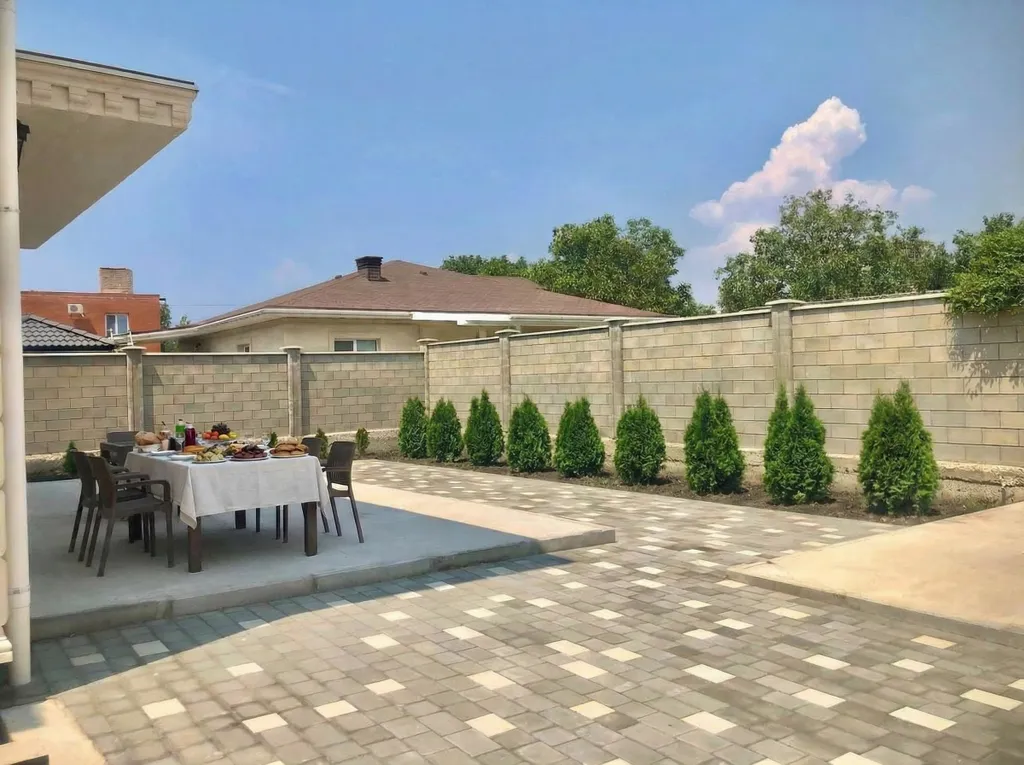 Прекрасный просторный дом для отдыха в лучшем районе