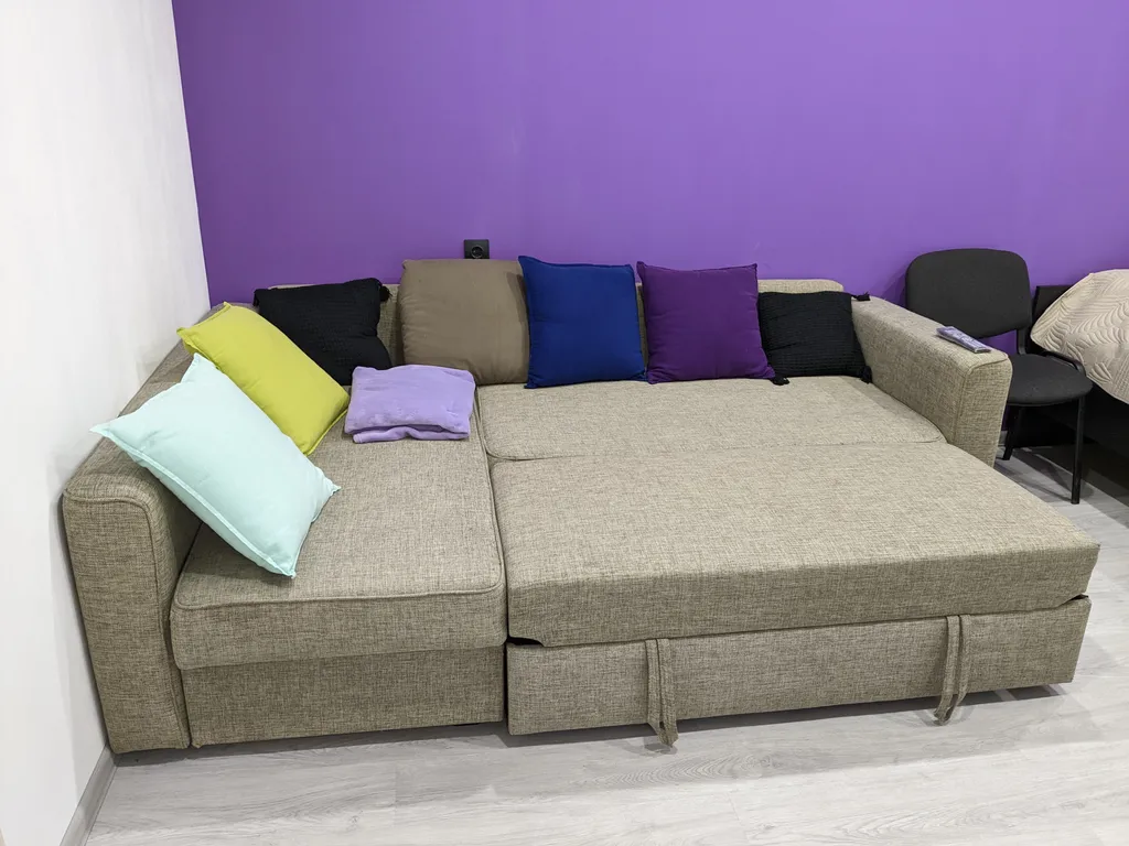 Violet lace apartment