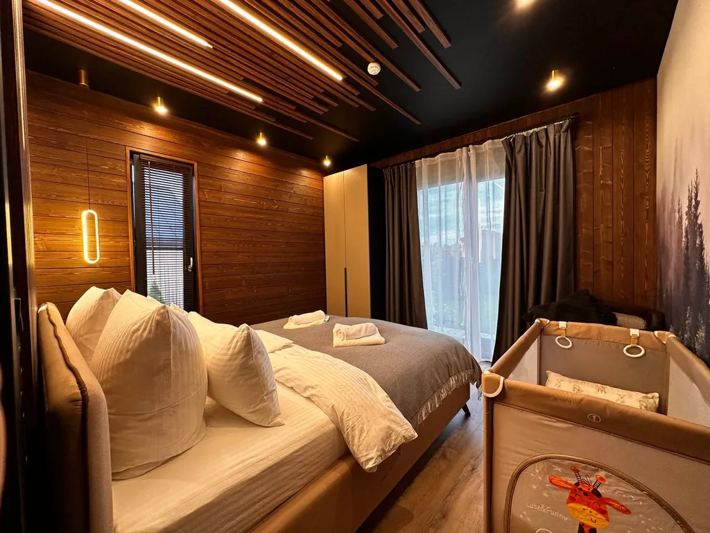 4-комнатный Дом