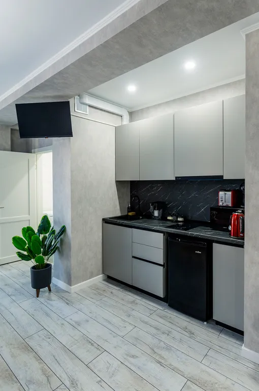 Большая красивая студия у моря в Агое – ваш уютный уголок