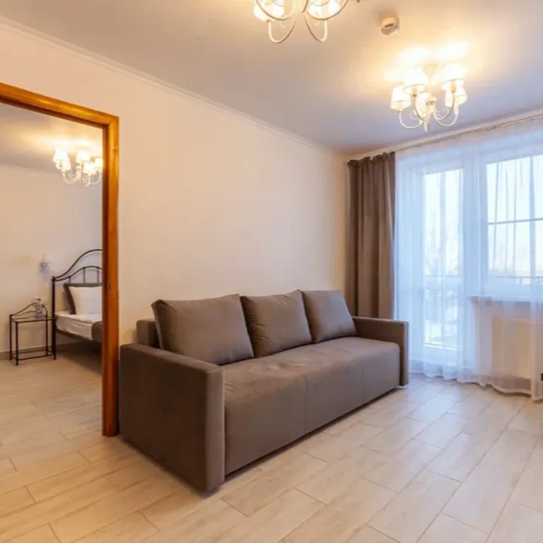 8-комнатный Дом