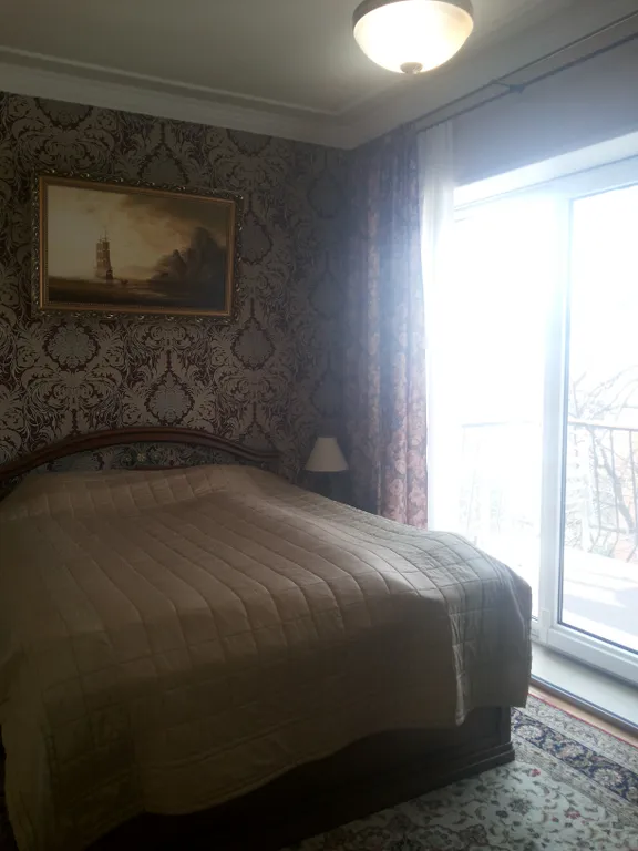 4-комнатная Квартира