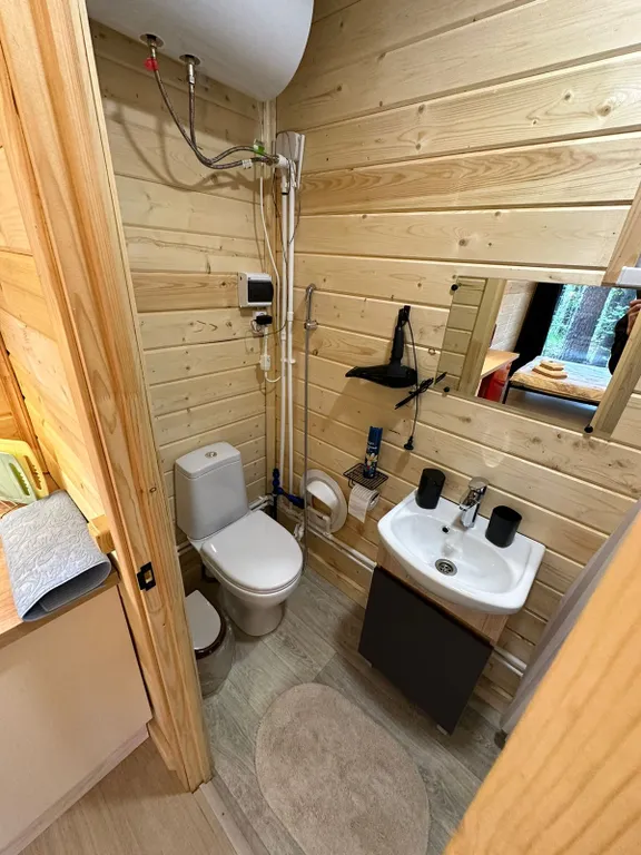 Коттедж Scandi black Уютный домик в сердце леса с панорамным окном — Березовский